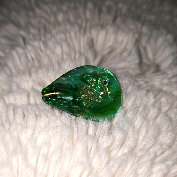 Beautiful turquoise ring with a spandeble ring. New never used. - Picture 2 of 3